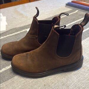 Brown Kids Chelsea Boots Blundstone AU sz 1 US sz 2